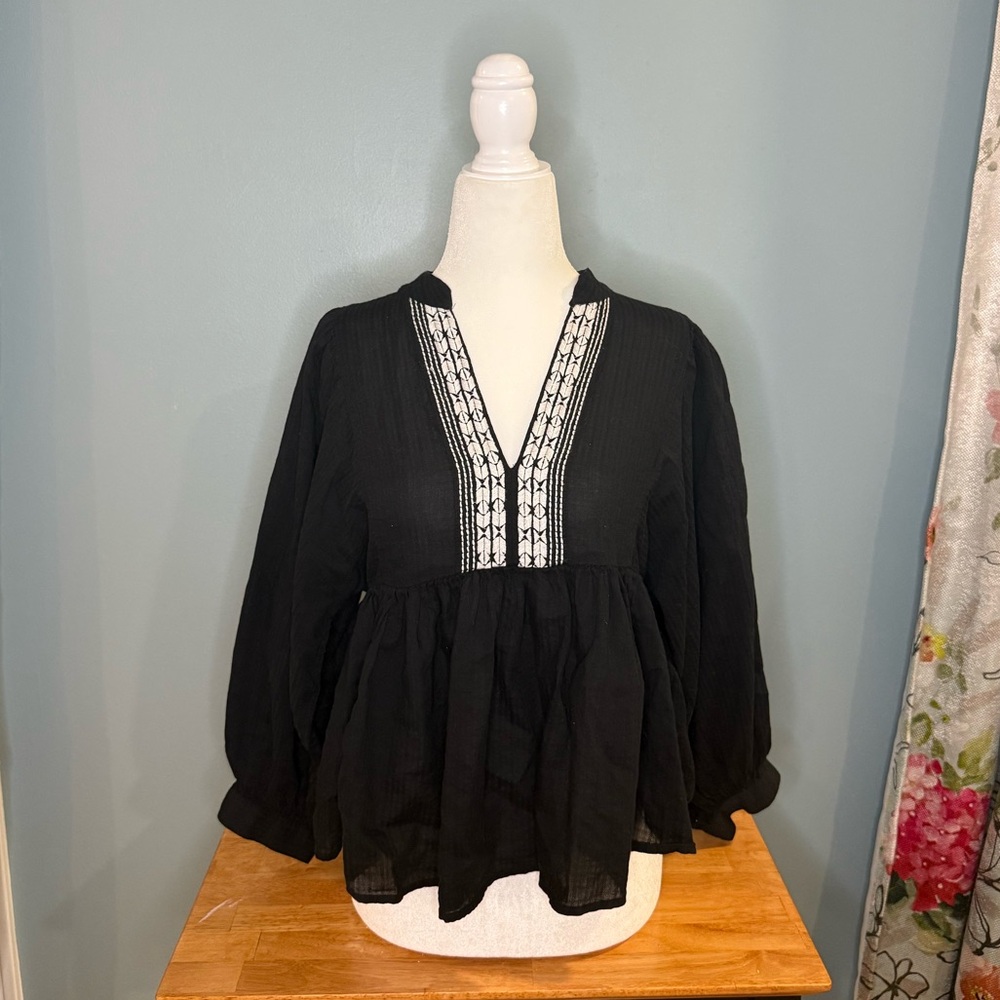 Banana Republic Black Blouse with White Embroidery